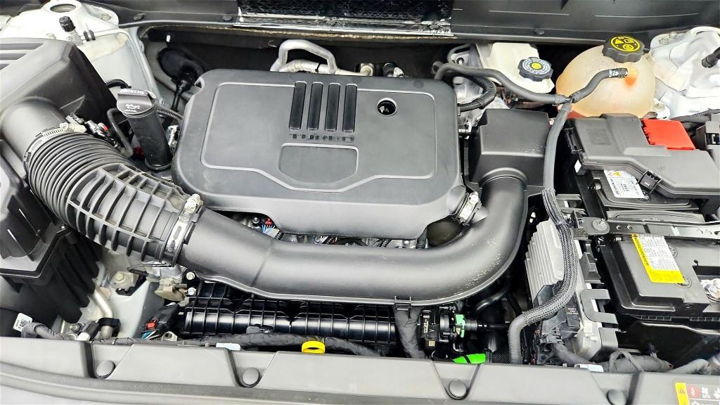 used 2023 GMC Acadia car, priced at $26,686