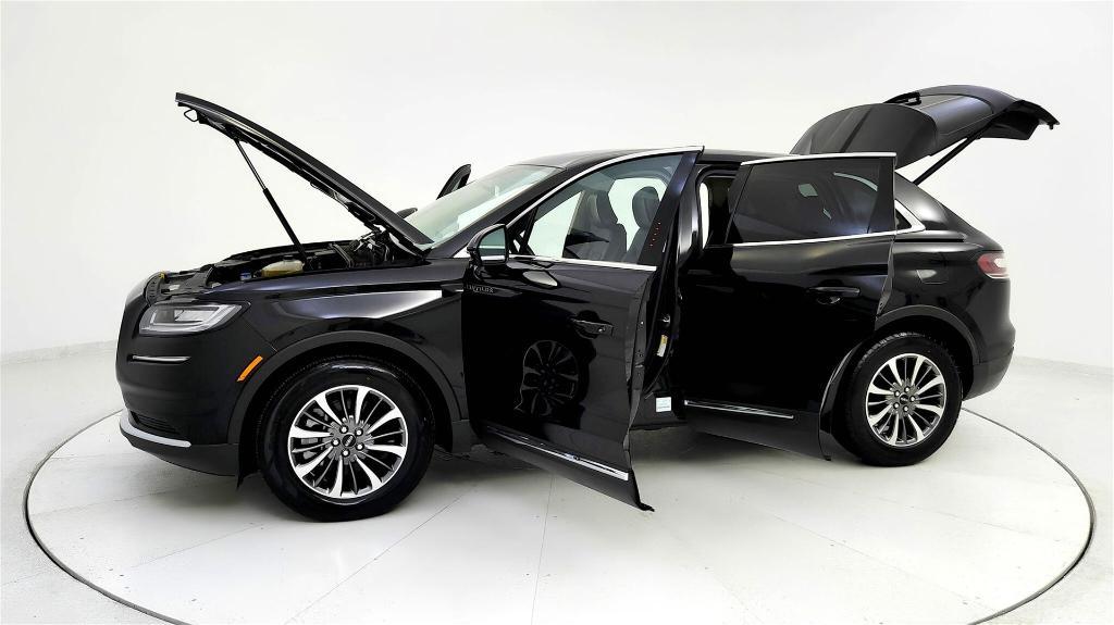 used 2023 Lincoln Nautilus car, priced at $35,994