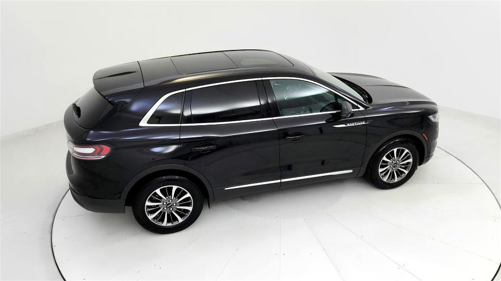 used 2023 Lincoln Nautilus car, priced at $35,994