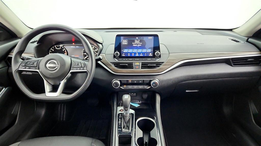 used 2023 Nissan Altima car, priced at $20,465