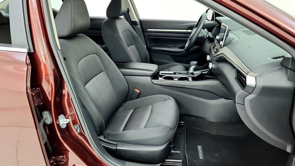 used 2023 Nissan Altima car, priced at $20,465