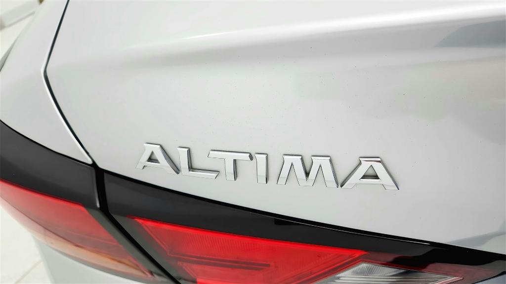 used 2019 Nissan Altima car, priced at $16,184