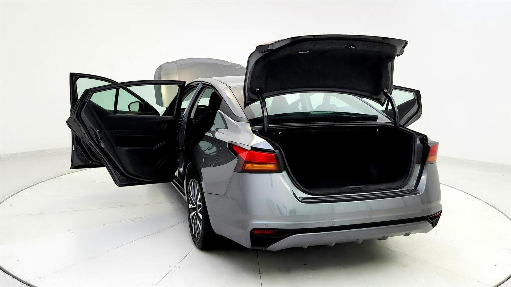 used 2023 Nissan Altima car, priced at $21,066