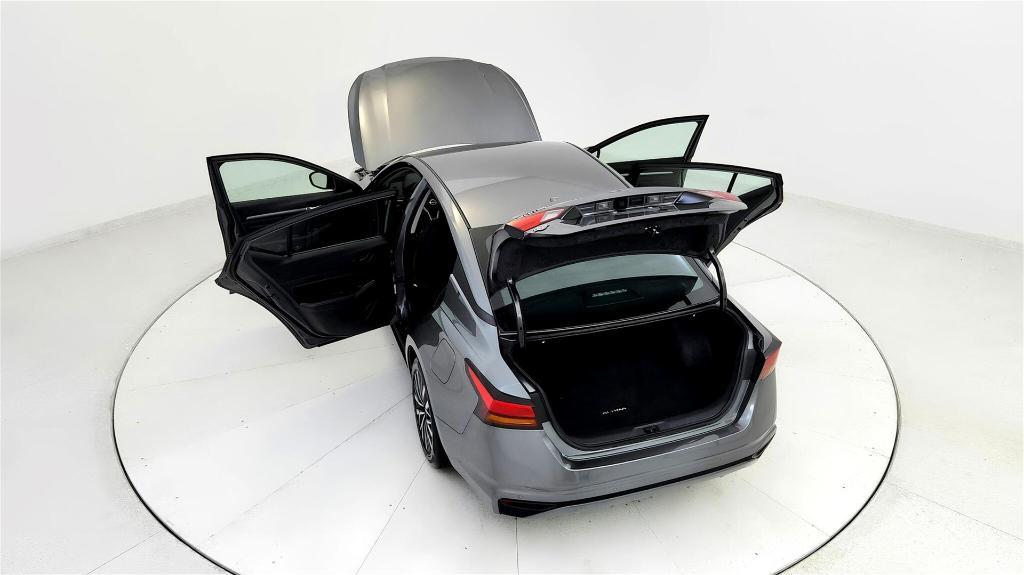 used 2023 Nissan Altima car, priced at $21,066