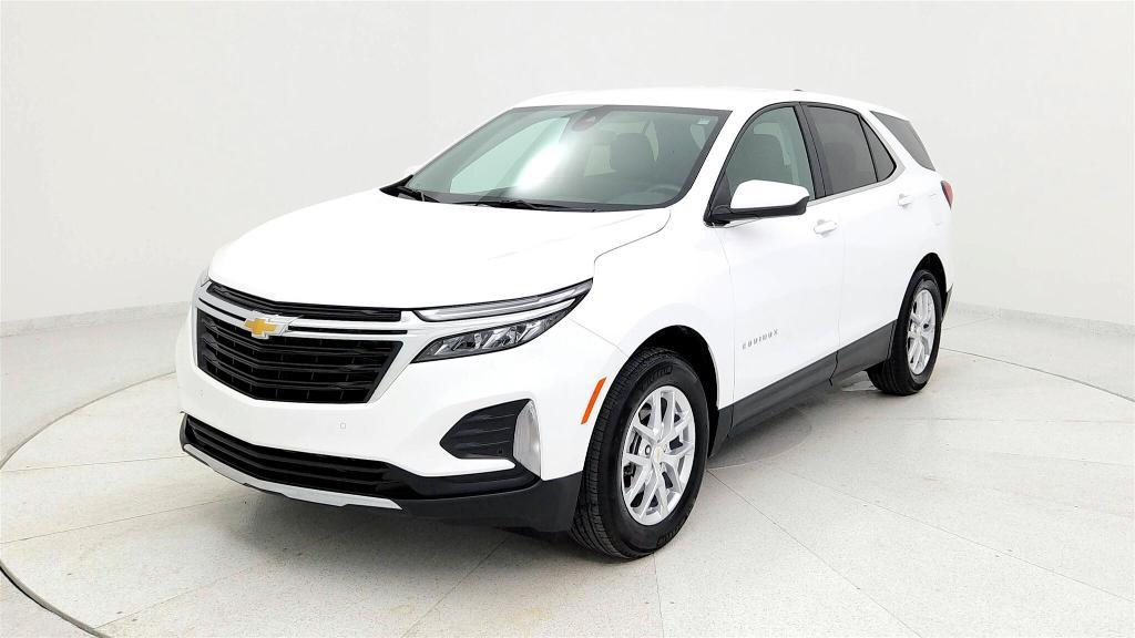 used 2024 Chevrolet Equinox car, priced at $25,599