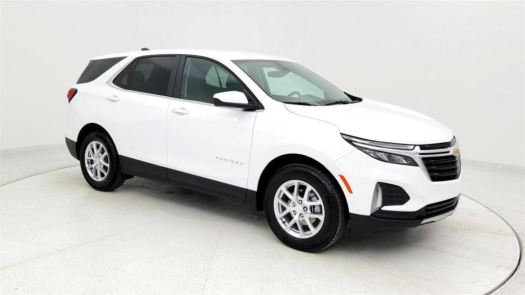 used 2024 Chevrolet Equinox car, priced at $25,599