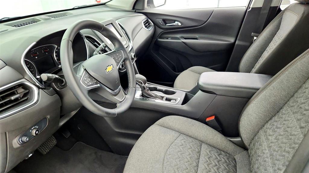 used 2024 Chevrolet Equinox car, priced at $25,599