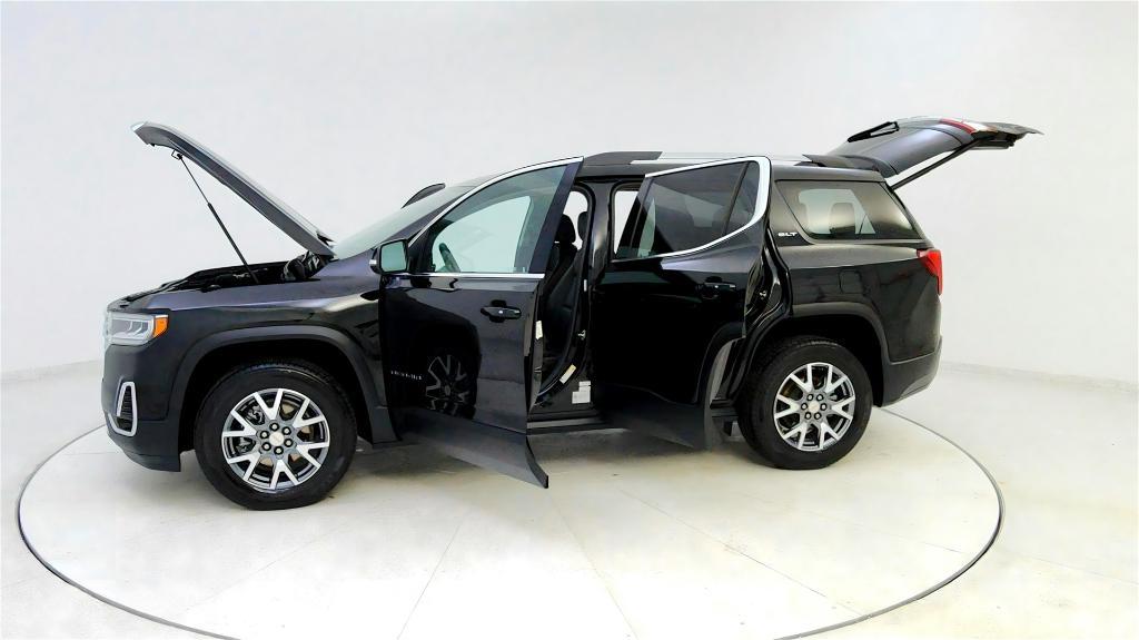 used 2023 GMC Acadia car, priced at $28,994