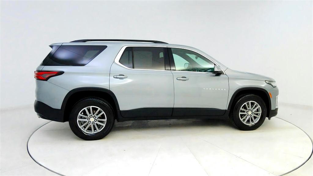 used 2023 Chevrolet Traverse car, priced at $30,299