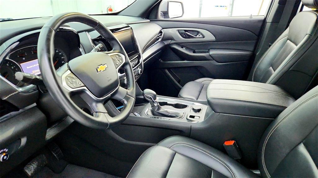 used 2023 Chevrolet Traverse car, priced at $30,299