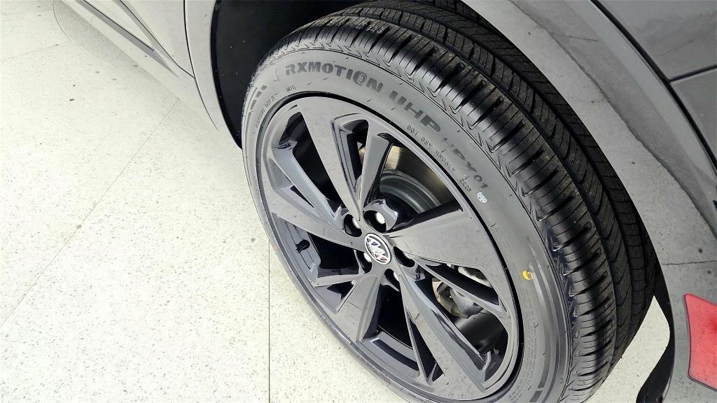 used 2023 Buick Envision car, priced at $24,334