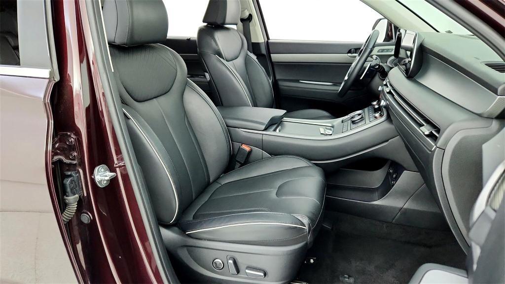 used 2024 Hyundai Palisade car, priced at $36,712