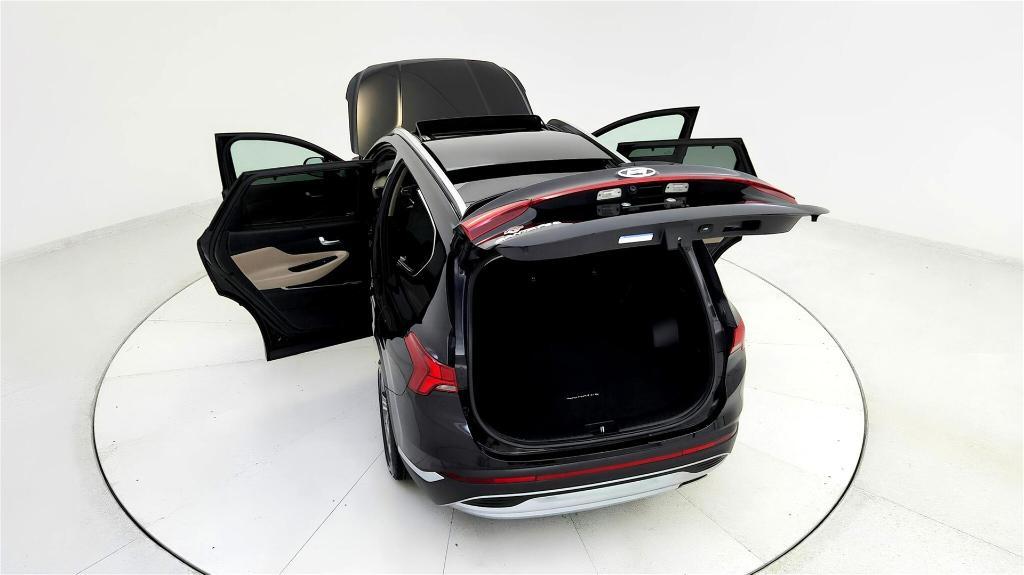 used 2023 Hyundai Santa Fe car, priced at $24,202