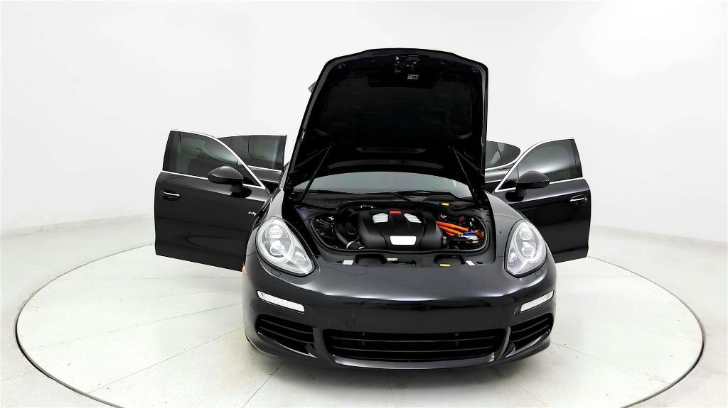 used 2014 Porsche Panamera car, priced at $26,999