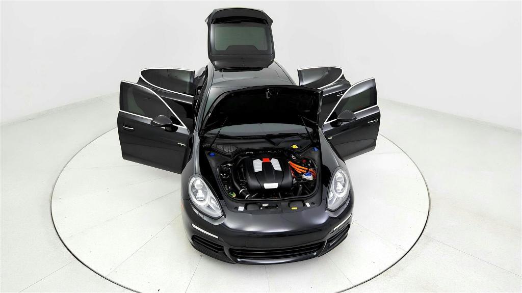 used 2014 Porsche Panamera car, priced at $26,999