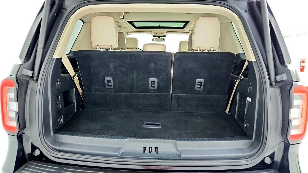 used 2022 Ford Expedition car, priced at $40,999