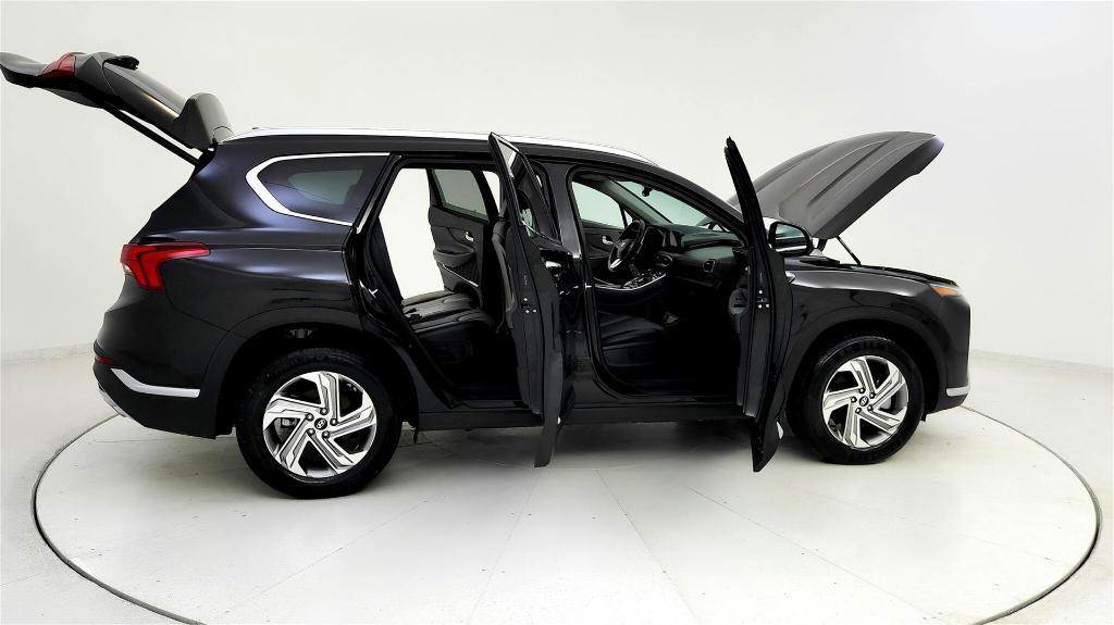 used 2023 Hyundai Santa Fe car, priced at $24,202