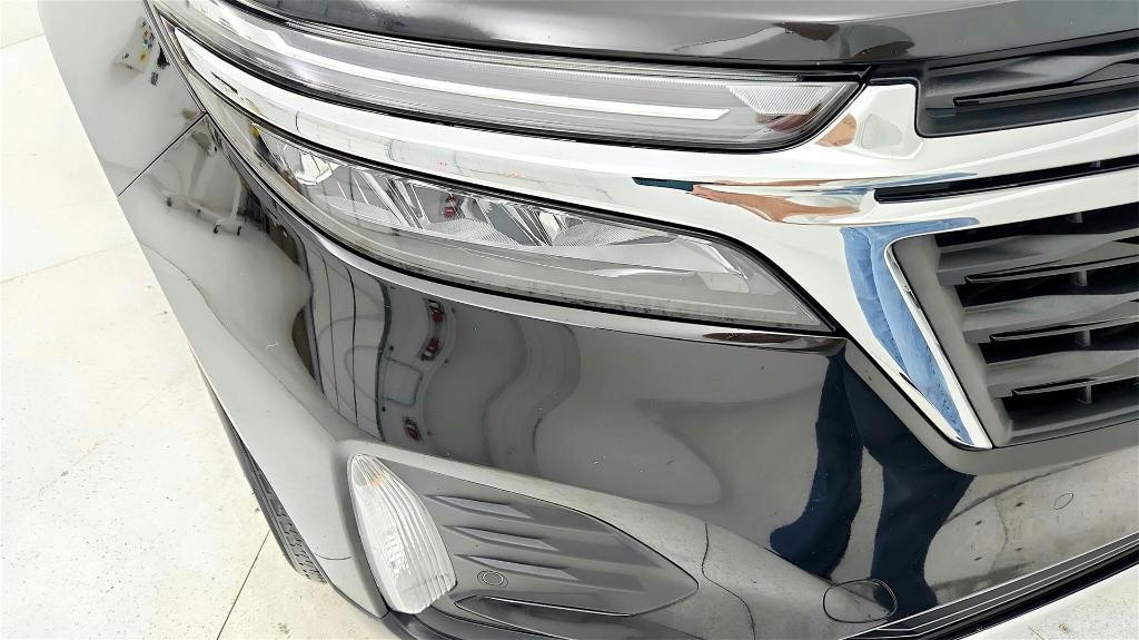 used 2024 Chevrolet Equinox car, priced at $21,456