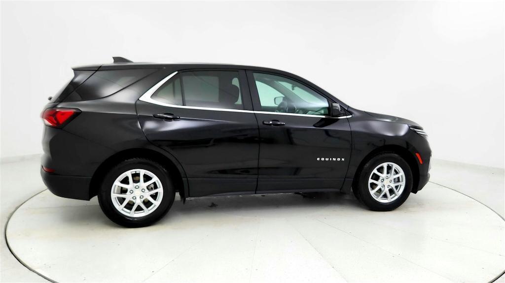 used 2024 Chevrolet Equinox car, priced at $21,456