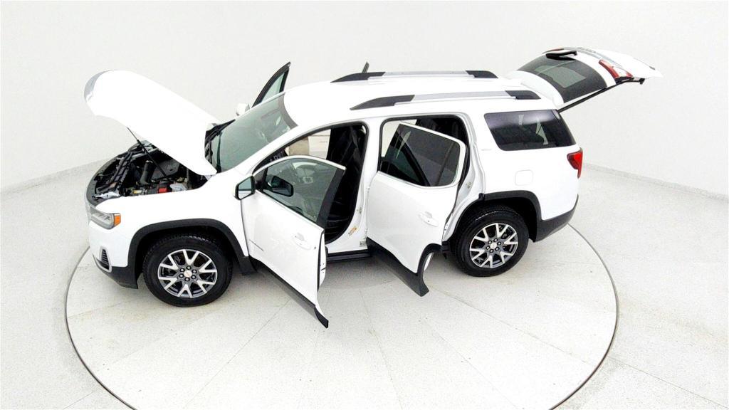used 2023 GMC Acadia car, priced at $27,993