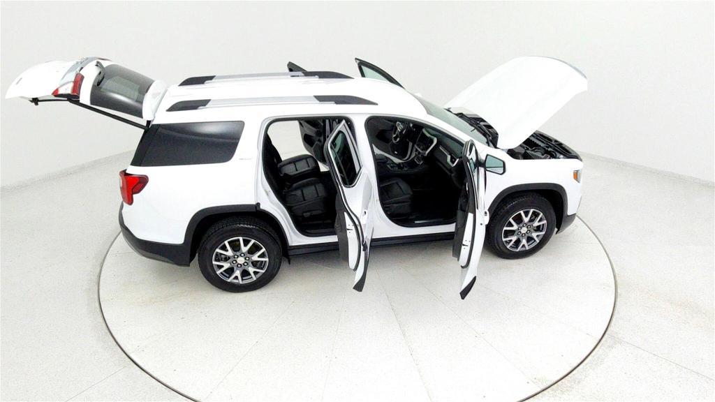 used 2023 GMC Acadia car, priced at $27,993