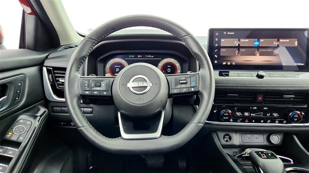 used 2024 Nissan Rogue car, priced at $31,899
