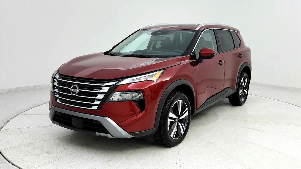 used 2024 Nissan Rogue car, priced at $31,899