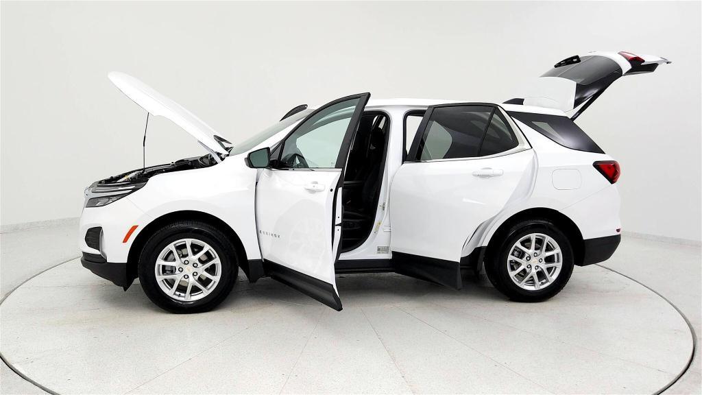 used 2024 Chevrolet Equinox car, priced at $22,938