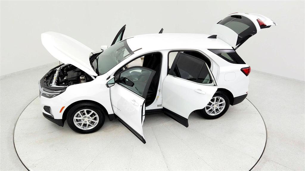 used 2024 Chevrolet Equinox car, priced at $22,938