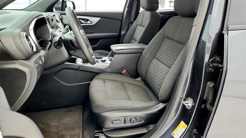 used 2022 Chevrolet Blazer car, priced at $25,999