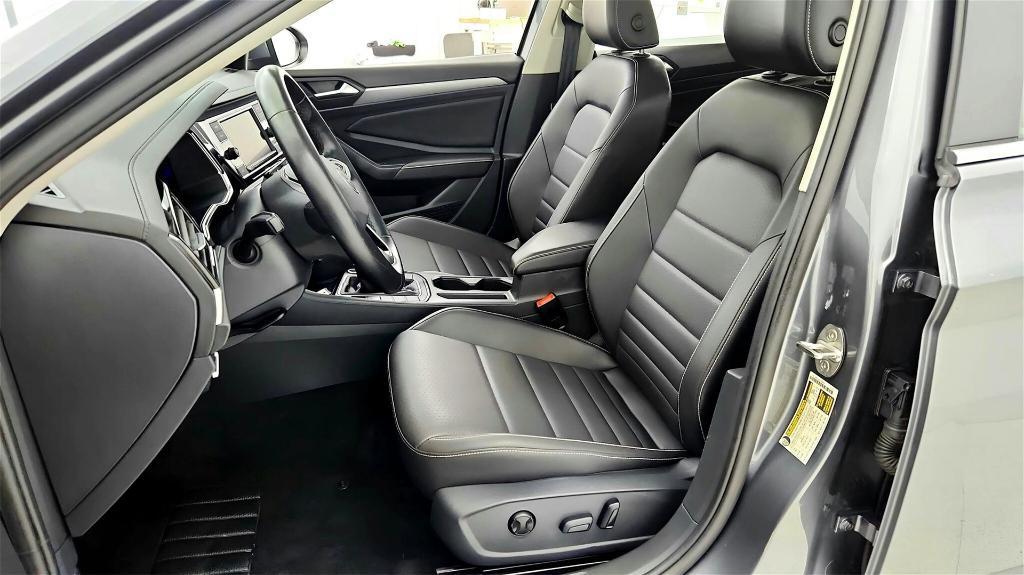used 2024 Volkswagen Jetta car, priced at $20,638