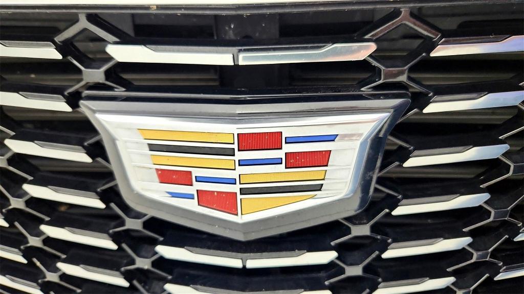 used 2023 Cadillac XT4 car, priced at $24,580