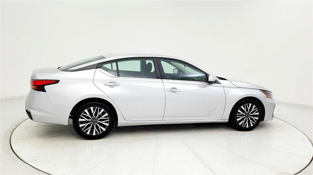 used 2023 Nissan Altima car, priced at $20,099