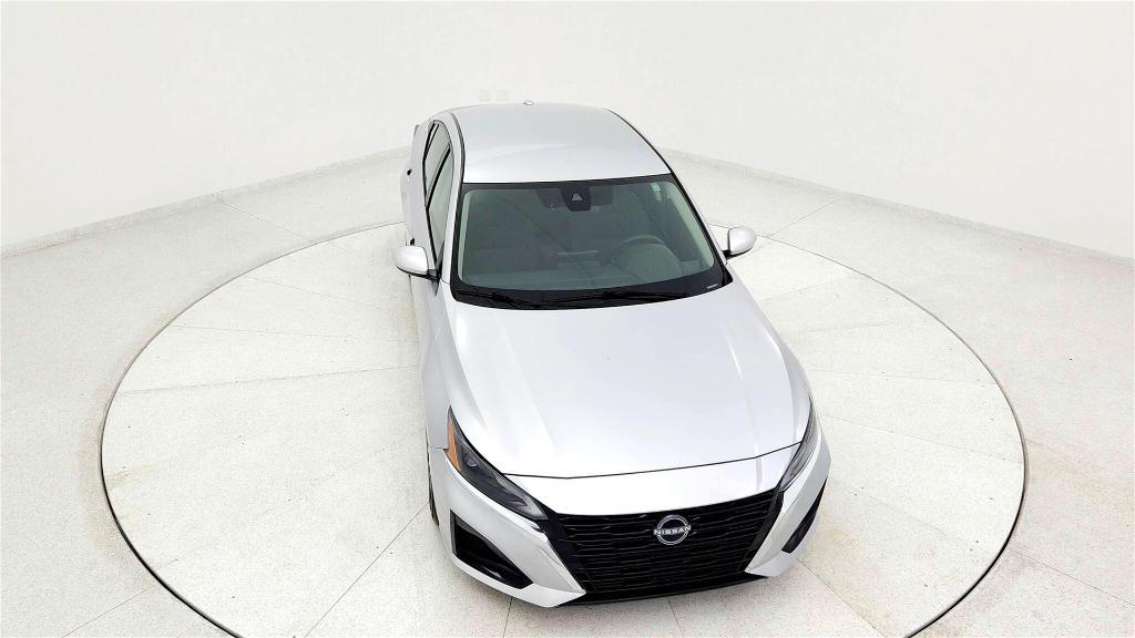 used 2023 Nissan Altima car, priced at $20,099