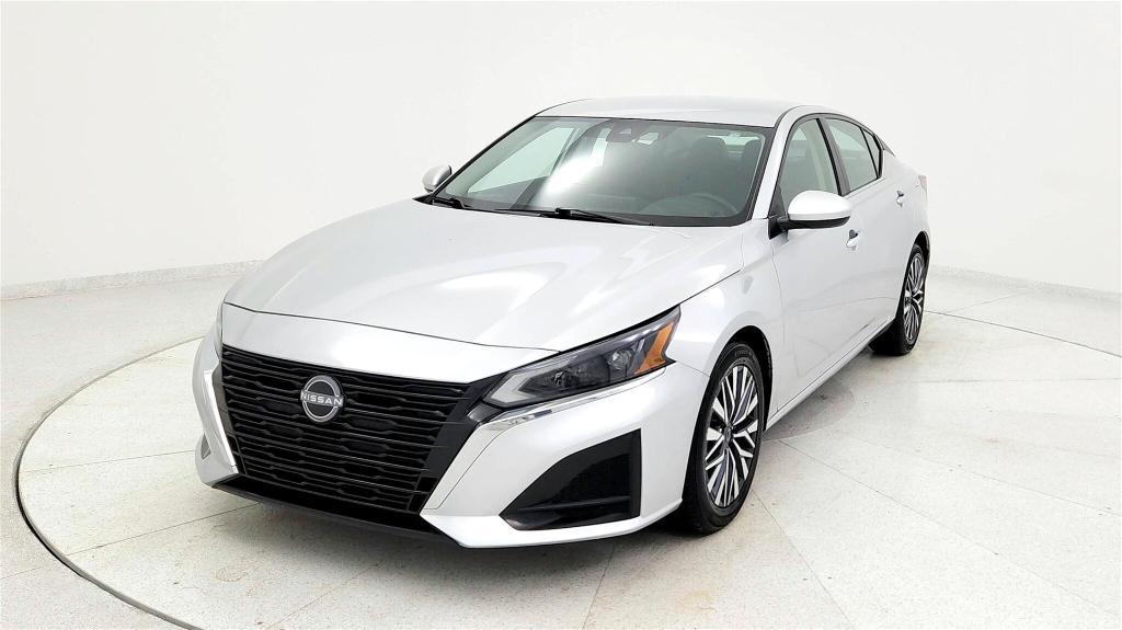 used 2023 Nissan Altima car, priced at $20,099