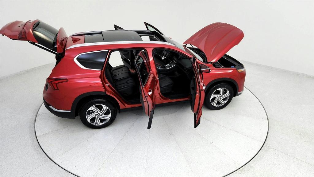 used 2023 Hyundai Santa Fe car, priced at $23,564