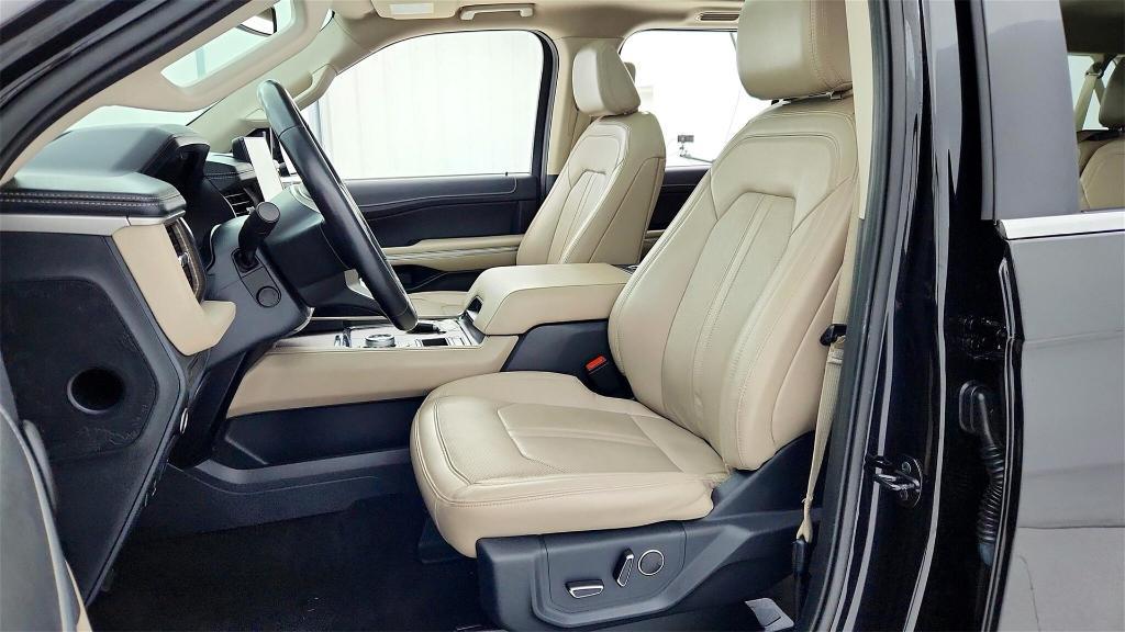 used 2023 Ford Expedition Max car, priced at $41,631