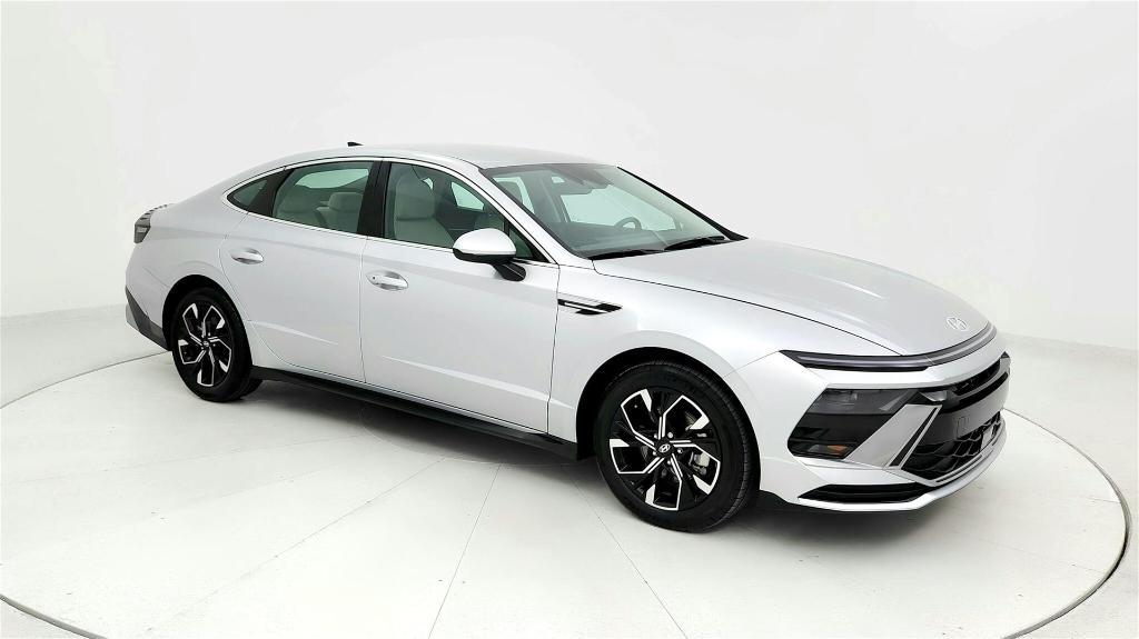 used 2024 Hyundai Sonata car, priced at $26,125