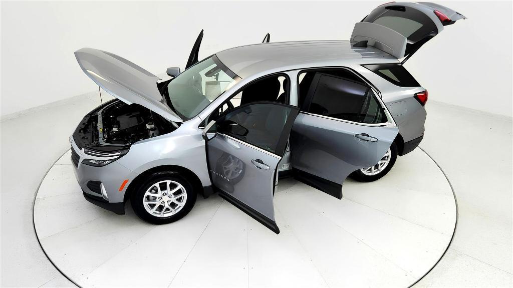 used 2024 Chevrolet Equinox car, priced at $25,585