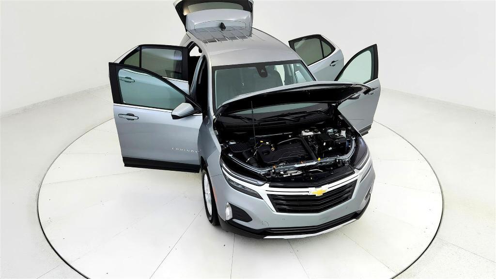 used 2024 Chevrolet Equinox car, priced at $25,585