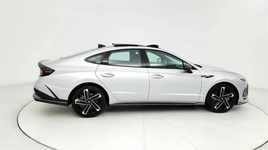 used 2024 Hyundai Sonata car, priced at $30,199
