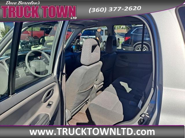 used 2004 Chevrolet Tracker car, priced at $11,999