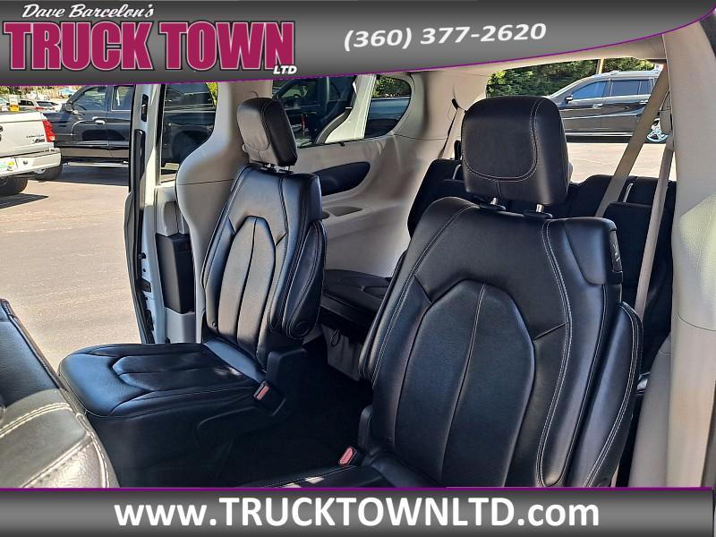 used 2022 Chrysler Pacifica car, priced at $24,999