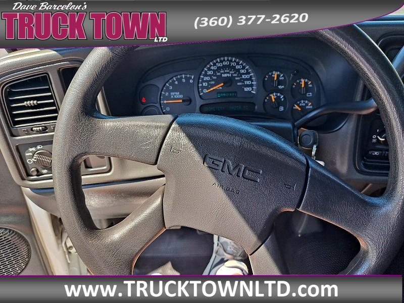 used 2005 GMC Sierra 2500 car, priced at $13,999