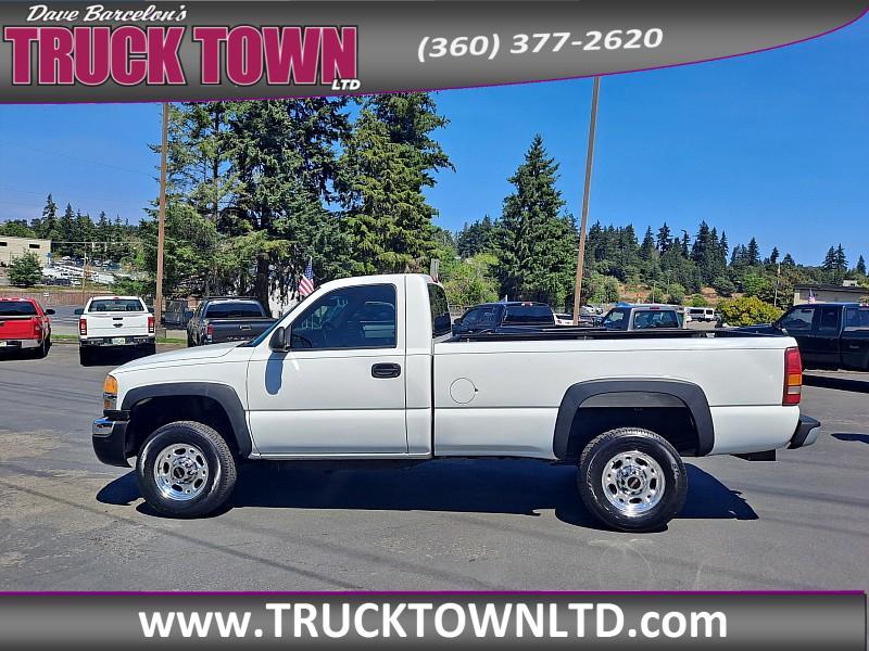 used 2005 GMC Sierra 2500 car, priced at $13,999