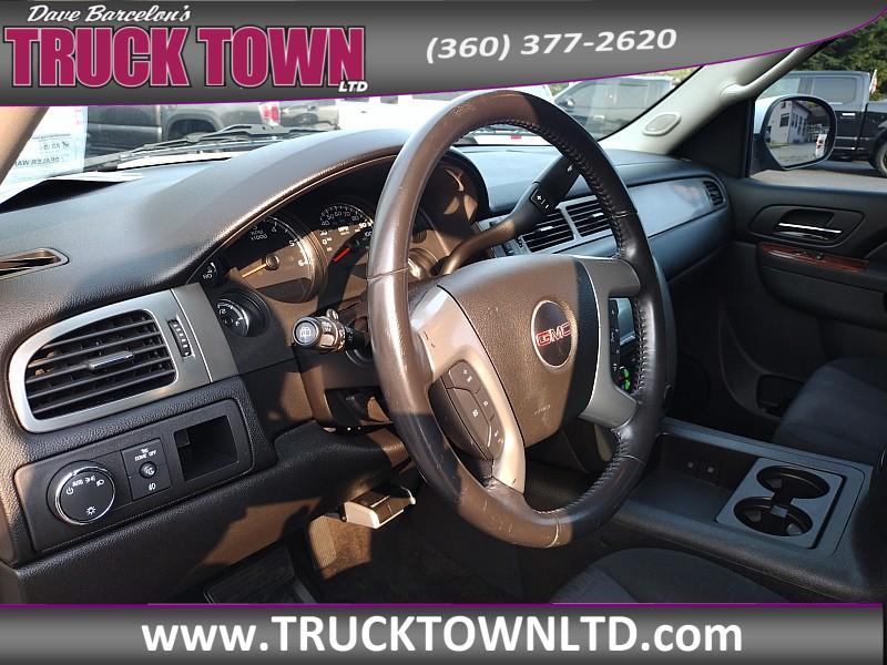 used 2013 GMC Yukon car, priced at $14,999