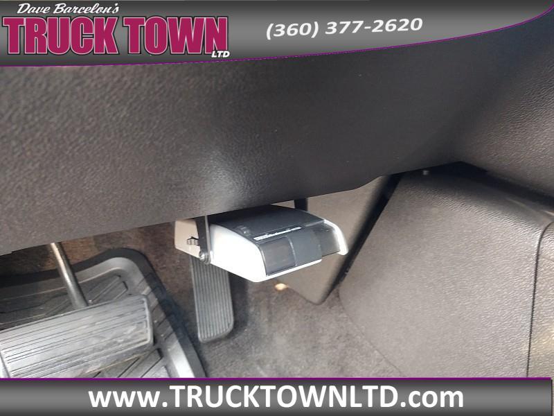 used 2013 GMC Yukon car, priced at $14,999