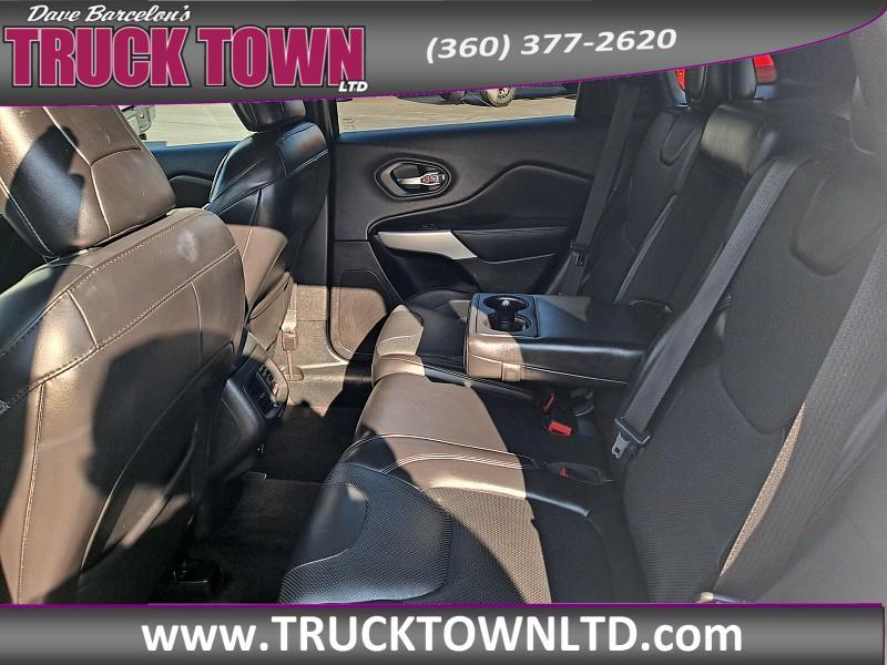 used 2018 Jeep Cherokee car, priced at $16,999