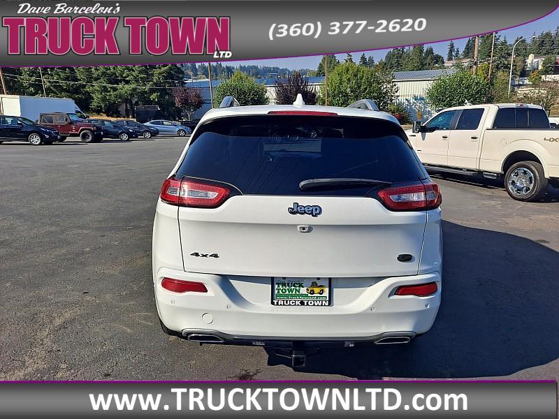 used 2018 Jeep Cherokee car, priced at $16,999