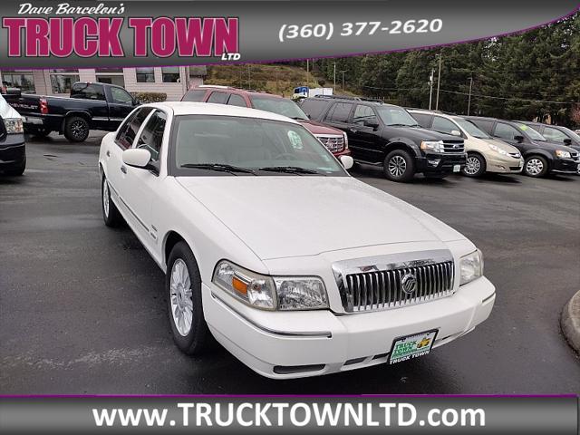 used 2010 Mercury Grand Marquis car, priced at $9,999
